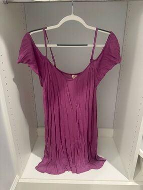 Ripcurl Off-Shoulder Spaghetti Strap Top in Magenta XS